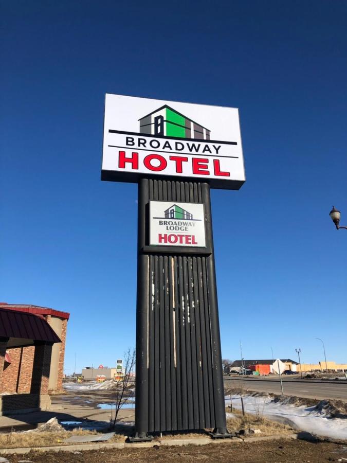 Broadway Lodge Hotel Yorkton Exterior foto